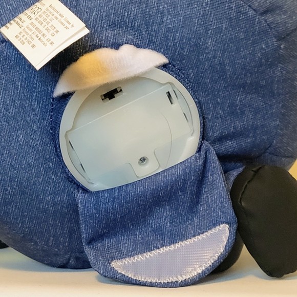 Minions Otto The Rise Of Gru HugMe Shake And Laugh Action Plush. Tested Works - Picture 11 of 11